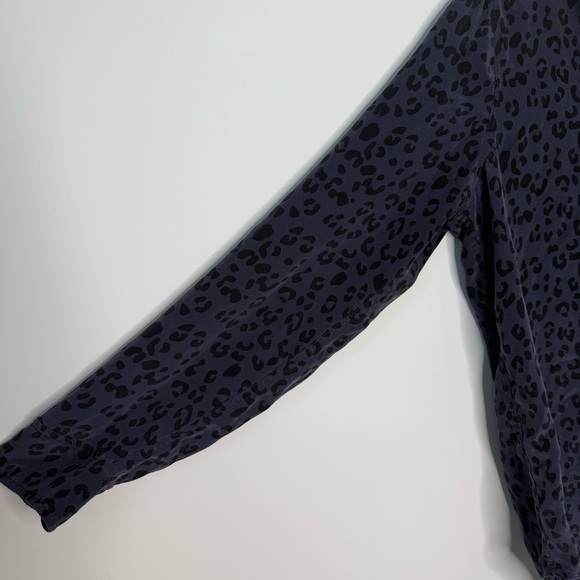 Rails | Kate Silk Button Down Blouse Top Gray Black Cheetah Print Size Medium - Picture 4 of 8